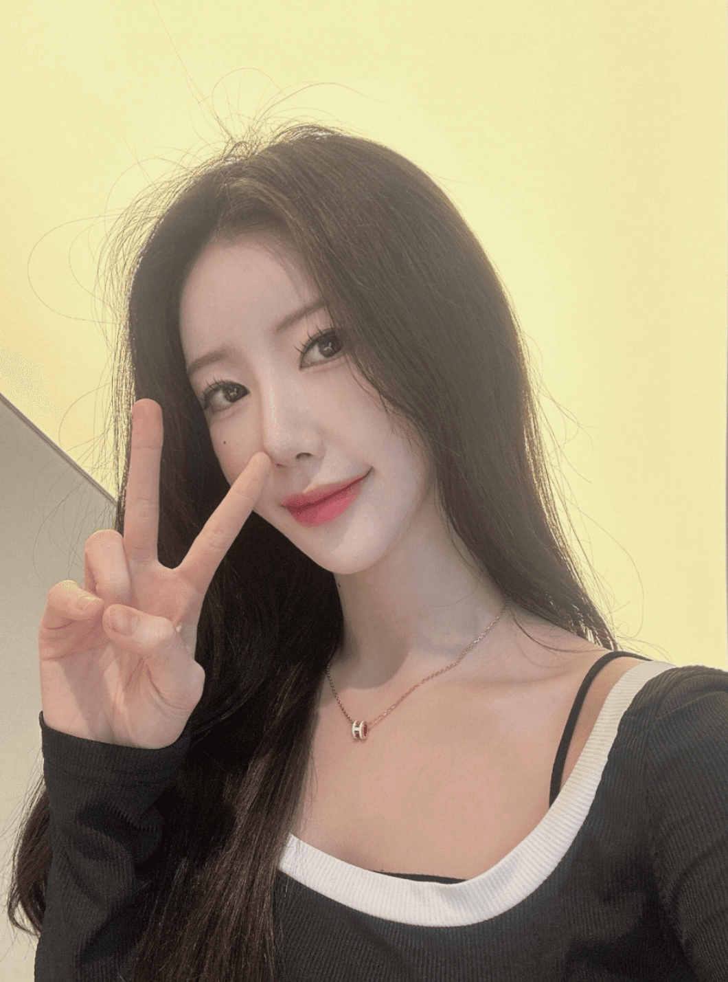 부드럽고, 단시간에 자연스럽게 리프팅하기에 적합하다!